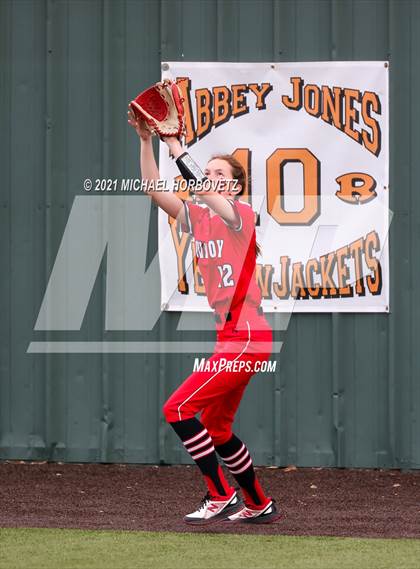 Thumbnail 1 in Sulphur Springs vs. Lovejoy (UIL 5A Regional Semifinal) photogallery.