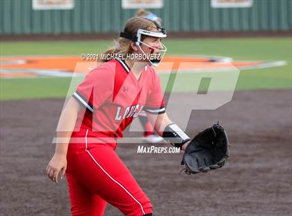 Thumbnail 3 in Sulphur Springs vs. Lovejoy (UIL 5A Regional Semifinal) photogallery.