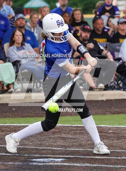 Thumbnail 3 in Sulphur Springs vs. Lovejoy (UIL 5A Regional Semifinal) photogallery.