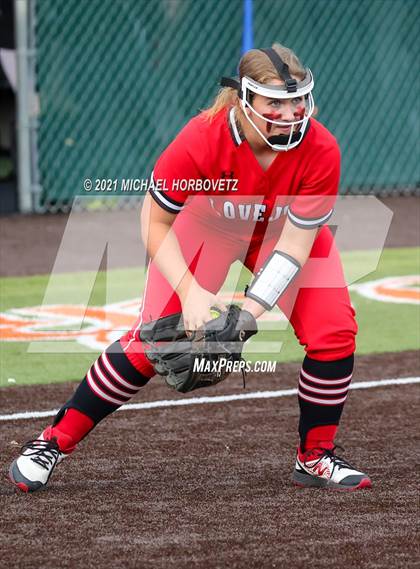 Thumbnail 1 in Sulphur Springs vs. Lovejoy (UIL 5A Regional Semifinal) photogallery.