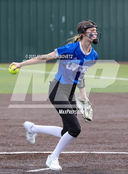 Thumbnail 2 in Sulphur Springs vs. Lovejoy (UIL 5A Regional Semifinal) photogallery.