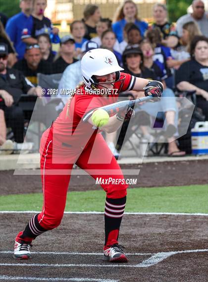 Thumbnail 3 in Sulphur Springs vs. Lovejoy (UIL 5A Regional Semifinal) photogallery.