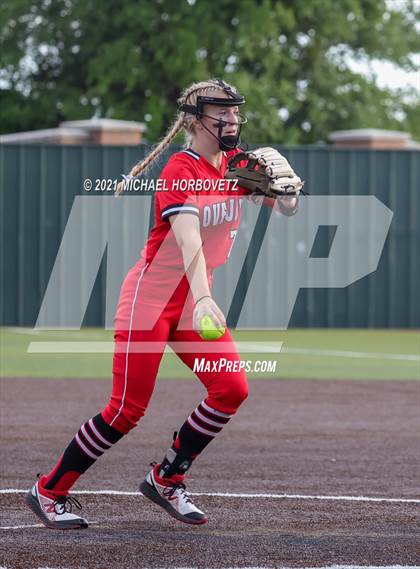 Thumbnail 1 in Sulphur Springs vs. Lovejoy (UIL 5A Regional Semifinal) photogallery.