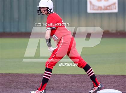 Thumbnail 1 in Sulphur Springs vs. Lovejoy (UIL 5A Regional Semifinal) photogallery.