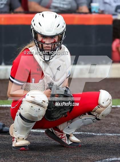 Thumbnail 3 in Sulphur Springs vs. Lovejoy (UIL 5A Regional Semifinal) photogallery.