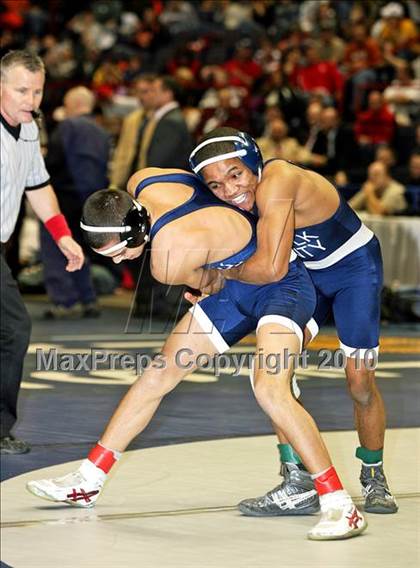 Thumbnail 3 in NYSPHSAA Championships (Division 1 Finals) photogallery.