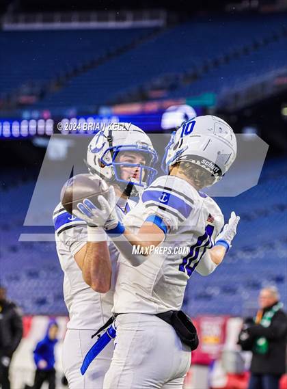 Thumbnail 1 in Scituate vs Duxbury (MIAA Division 4 Final) photogallery.
