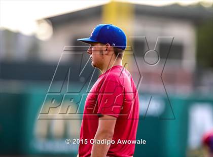 Thumbnail 3 in Oak Ridge vs. Rockwall (UIL 6A Regional Semifinal) photogallery.