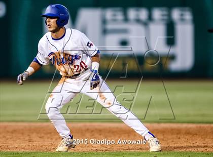 Thumbnail 1 in Oak Ridge vs. Rockwall (UIL 6A Regional Semifinal) photogallery.