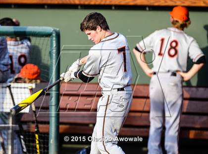Thumbnail 1 in Oak Ridge vs. Rockwall (UIL 6A Regional Semifinal) photogallery.