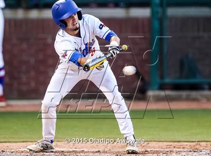 Thumbnail 2 in Oak Ridge vs. Rockwall (UIL 6A Regional Semifinal) photogallery.