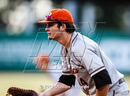 Thumbnail 1 in Oak Ridge vs. Rockwall (UIL 6A Regional Semifinal) photogallery.