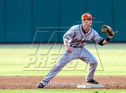 Thumbnail 2 in Oak Ridge vs. Rockwall (UIL 6A Regional Semifinal) photogallery.