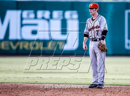 Thumbnail 2 in Oak Ridge vs. Rockwall (UIL 6A Regional Semifinal) photogallery.