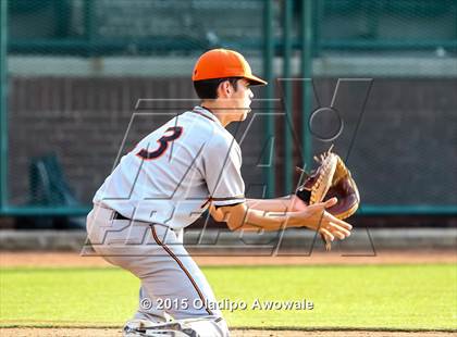 Thumbnail 3 in Oak Ridge vs. Rockwall (UIL 6A Regional Semifinal) photogallery.