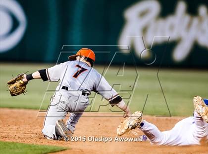 Thumbnail 1 in Oak Ridge vs. Rockwall (UIL 6A Regional Semifinal) photogallery.
