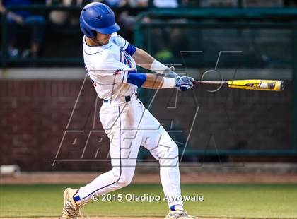 Thumbnail 3 in Oak Ridge vs. Rockwall (UIL 6A Regional Semifinal) photogallery.
