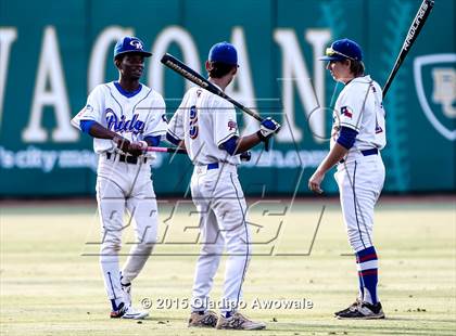 Thumbnail 3 in Oak Ridge vs. Rockwall (UIL 6A Regional Semifinal) photogallery.
