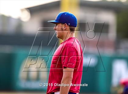 Thumbnail 2 in Oak Ridge vs. Rockwall (UIL 6A Regional Semifinal) photogallery.