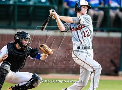 Thumbnail 2 in Oak Ridge vs. Rockwall (UIL 6A Regional Semifinal) photogallery.