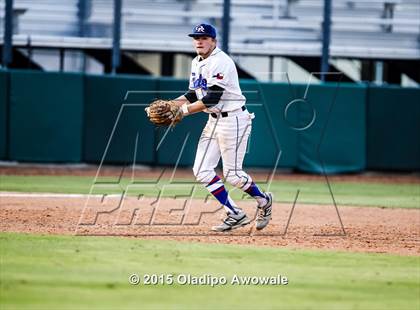 Thumbnail 2 in Oak Ridge vs. Rockwall (UIL 6A Regional Semifinal) photogallery.