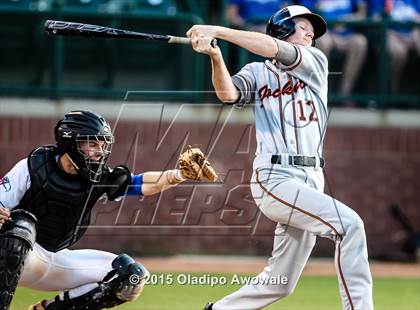 Thumbnail 1 in Oak Ridge vs. Rockwall (UIL 6A Regional Semifinal) photogallery.