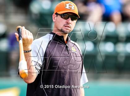 Thumbnail 3 in Oak Ridge vs. Rockwall (UIL 6A Regional Semifinal) photogallery.