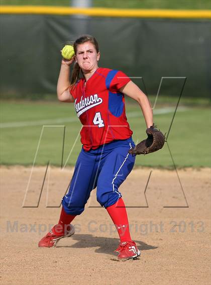 Thumbnail 2 in Henderson @ Gilmer photogallery.