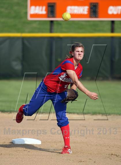 Thumbnail 3 in Henderson @ Gilmer photogallery.