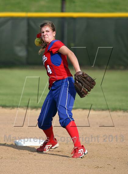 Thumbnail 3 in Henderson @ Gilmer photogallery.