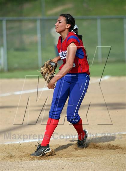 Thumbnail 1 in Henderson @ Gilmer photogallery.