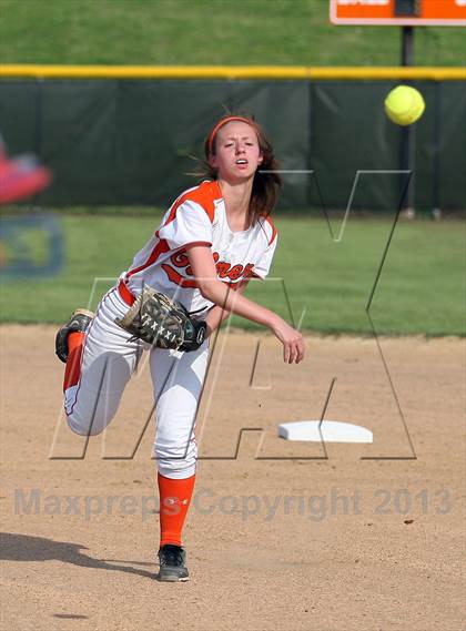Thumbnail 3 in Henderson @ Gilmer photogallery.
