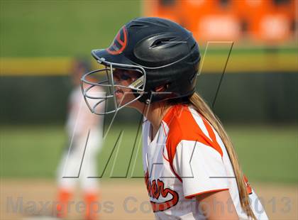 Thumbnail 1 in Henderson @ Gilmer photogallery.