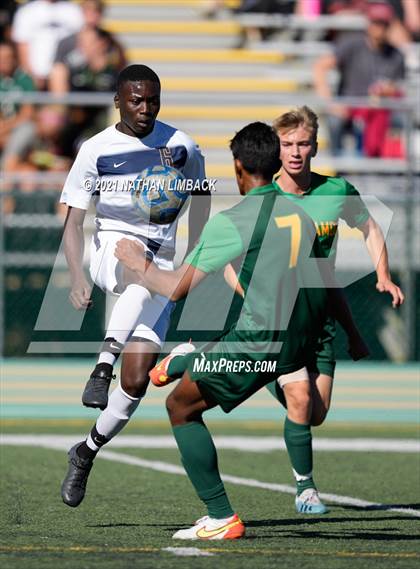 Thumbnail 2 in Los Alamos vs. Highland photogallery.