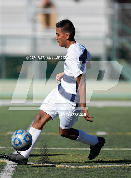 Thumbnail 1 in Los Alamos vs. Highland photogallery.