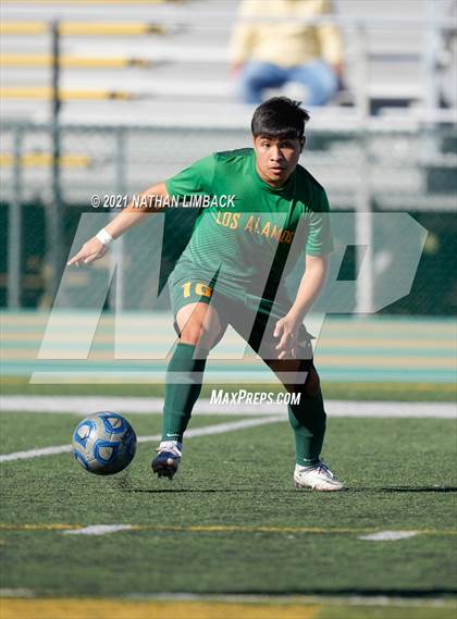 Thumbnail 2 in Los Alamos vs. Highland photogallery.