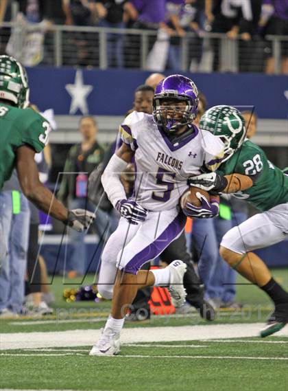 Thumbnail 2 in Timber Creek vs. Arlington (UIL 5A DIvision 2 Bi-District Playoff) photogallery.