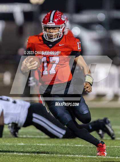 Thumbnail 3 in Woodward Academy vs. Houston County photogallery.