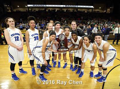 Thumbnail 1 in ThunderRidge vs. Highlands Ranch (CHSAA 5A Final) photogallery.