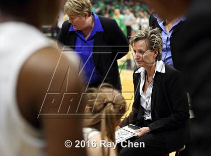 Thumbnail 3 in ThunderRidge vs. Highlands Ranch (CHSAA 5A Final) photogallery.