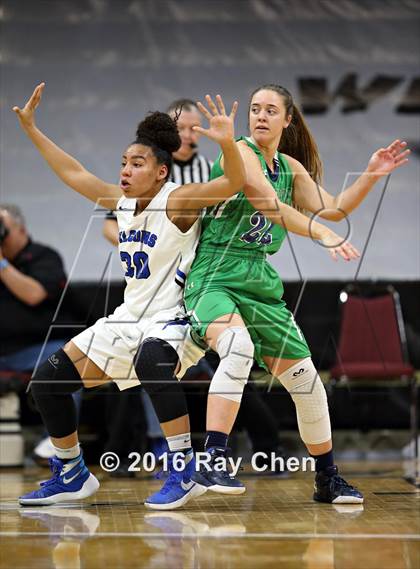 Thumbnail 1 in ThunderRidge vs. Highlands Ranch (CHSAA 5A Final) photogallery.