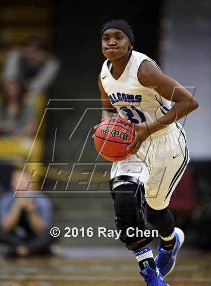 Thumbnail 3 in ThunderRidge vs. Highlands Ranch (CHSAA 5A Final) photogallery.