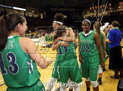 Thumbnail 3 in ThunderRidge vs. Highlands Ranch (CHSAA 5A Final) photogallery.