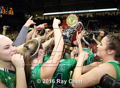 Thumbnail 1 in ThunderRidge vs. Highlands Ranch (CHSAA 5A Final) photogallery.