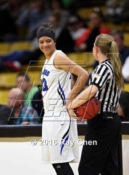 Thumbnail 3 in ThunderRidge vs. Highlands Ranch (CHSAA 5A Final) photogallery.