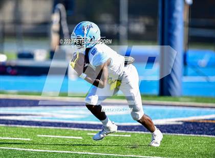 Thumbnail 1 in Wayne Valley vs. Notre Dame photogallery.