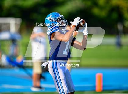Thumbnail 3 in Wayne Valley vs. Notre Dame photogallery.