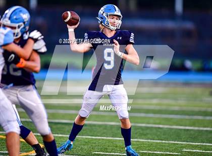 Thumbnail 2 in Wayne Valley vs. Notre Dame photogallery.