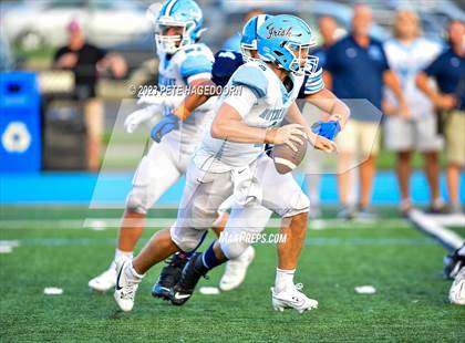 Thumbnail 1 in Wayne Valley vs. Notre Dame photogallery.