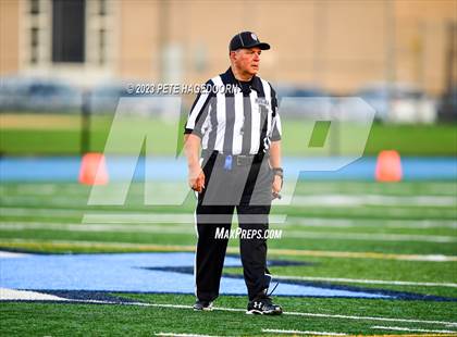 Thumbnail 3 in Wayne Valley vs. Notre Dame photogallery.